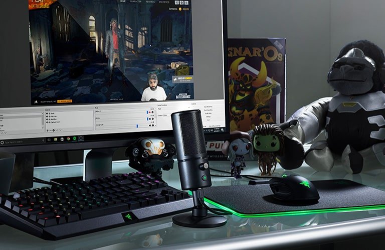 razer seiren x compact form factor min